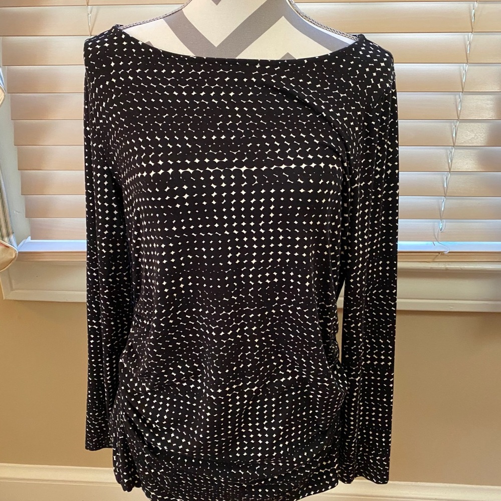 Talbots long sleeve side shirred top.